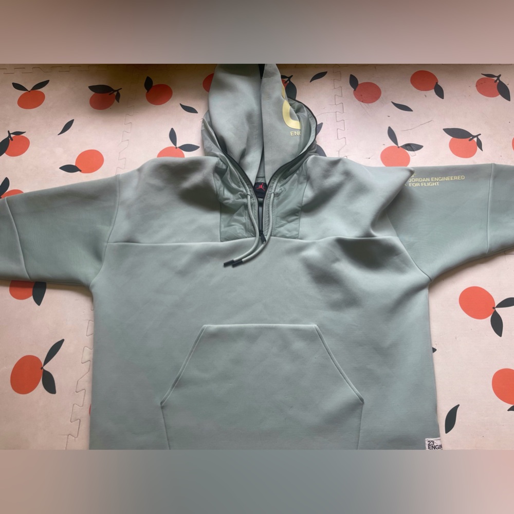 Lightly used Nike Air Jordan 23 Engineered 1/2 Zip Green Hoodie 3XL